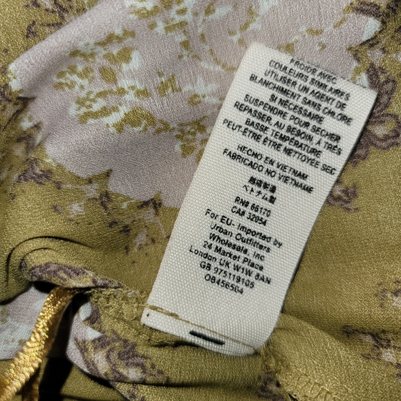 Free People Cowling Around Top small - Picture 7 of 11